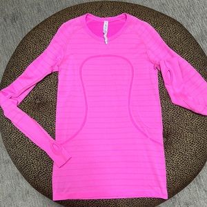 Lululemon long sleeve top, Hot pink!🩷